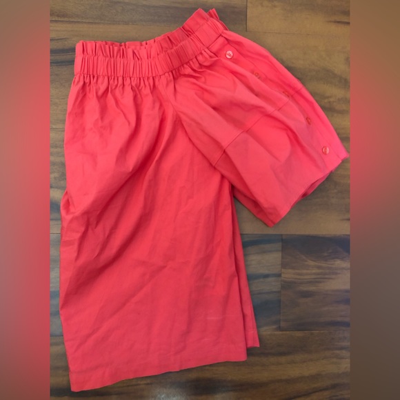 Coral Off the shoulder Blouse Size Medium - Picture 5 of 5